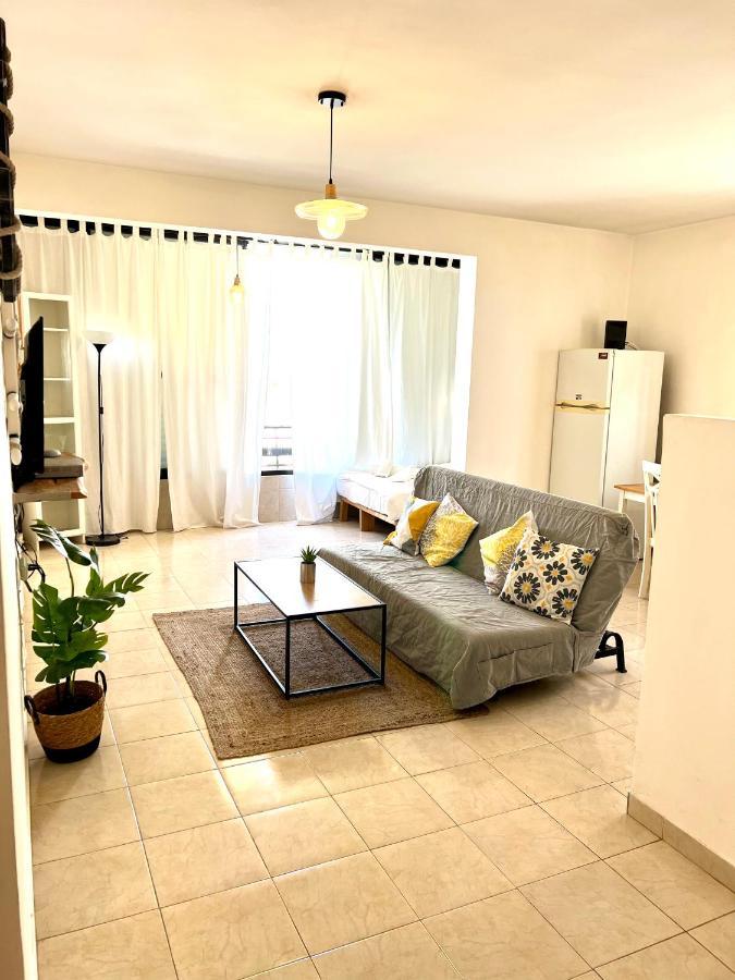 Shantell City Center Apartment Netanya Luaran gambar